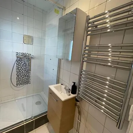 公寓 Duplex Confortable Proche Paris 拉古尔纳夫